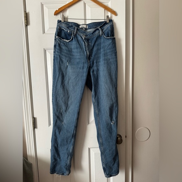 A&F Curve Love '90s Straight Ultra High Rise Distressed Jeans 14L - Picture 1 of 4